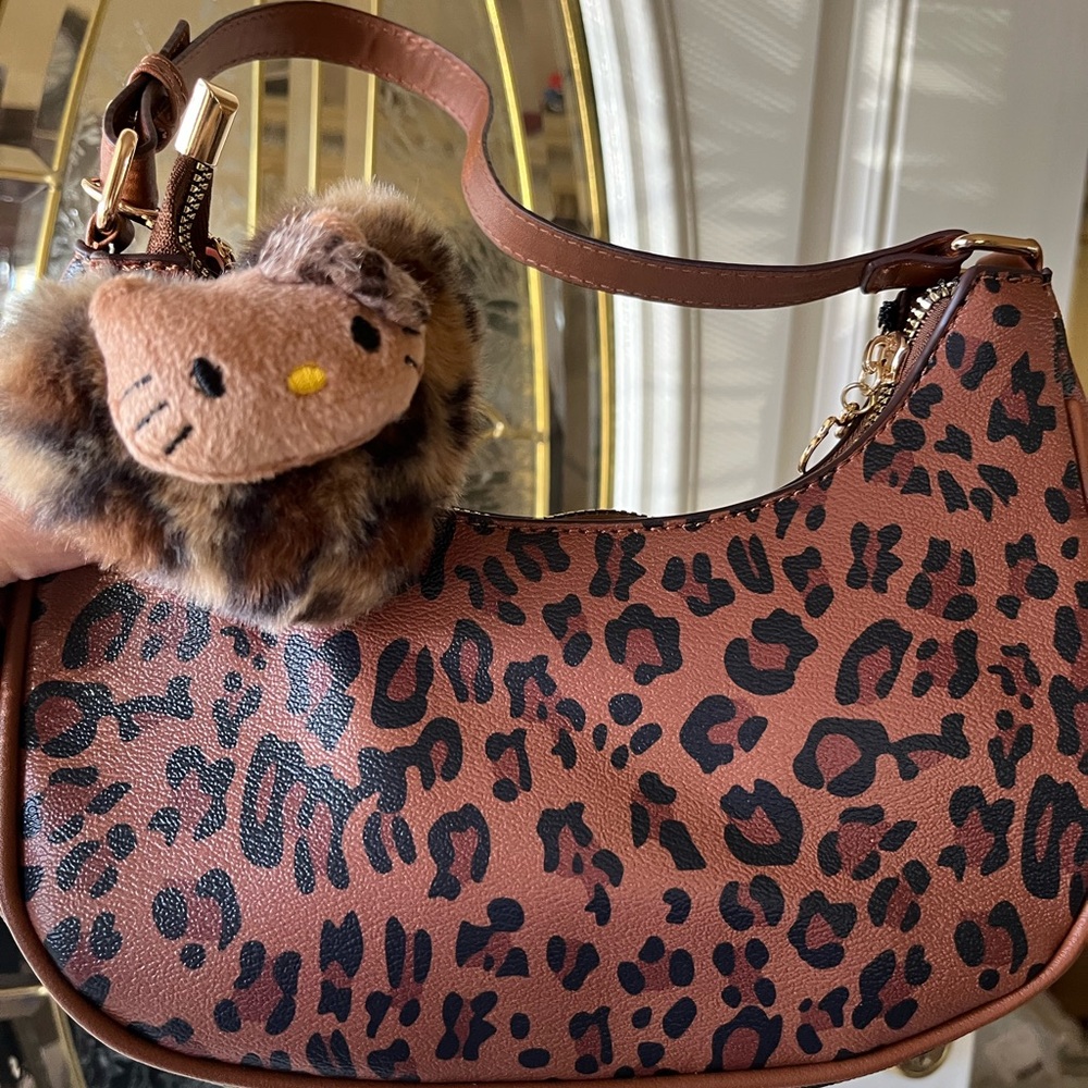 Hello Kitty brown leopard print handbag